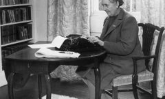 Agatha Christie, tan popular como hace 100 años