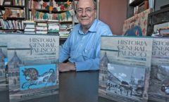 José María Murià, afirma que cada quien tiene derecho a ver la historia desde su barrio, pueblo, país
