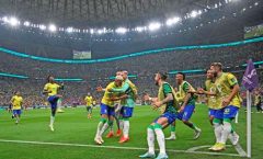 Con un espectacular remate Richarlison deslumbra en el resurgimiento del jogo bonito brasileño