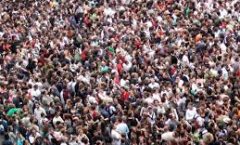 La población mundial supera los 8 mil millones de personas, según las Naciones Unidas