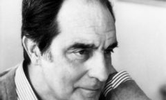 Italo Calvino  (Santiago de las Vegas, Cuba, 1923 - Siena, Italia, 1985) Escritor italiano.