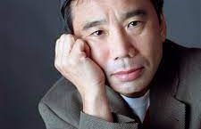 Haruki Murakami,  aborda la deshumanización de las ciudades, la soledad y la incertidubre existencial
