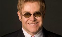 Elton John  (Reginald Kenneth Wight, Londres, 1947) Pianista, cantante y compositor británico