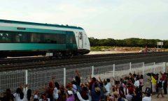 Ansiosos esperaron desde primera hora ser protagonistas del primer viaje para pasajeros en el Tren Maya.