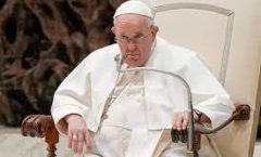 El Papa ha reclamado en la primera celebración litúrgica del año más "espacio" para las mujeres en la Iglesia