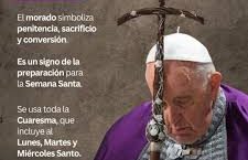 El Papa Francisco lava los pies a 12 reclusas